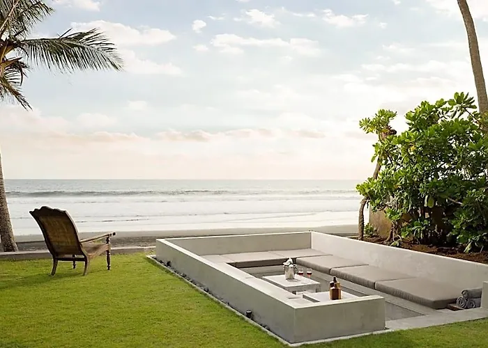 Black - Absolute Beachfront Kerambitan