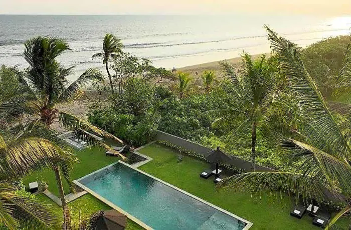 Black - Absolute Beachfront 4* Kerambitan