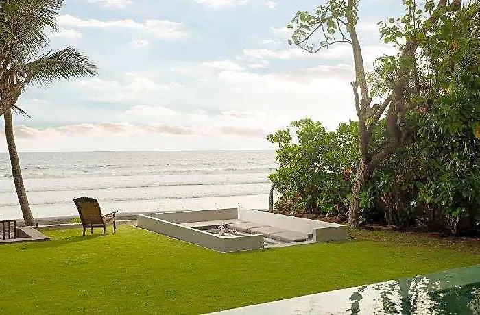 Hotel Black - Absolute Beachfront Kerambitan